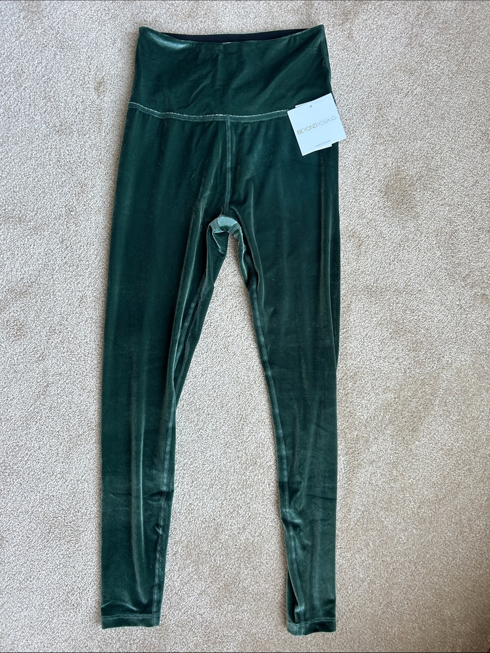 NWT Beyond Yoga Emerald Green Velvet Leggings Sz M